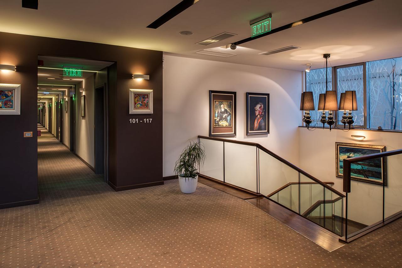 Hotel Nartel Priştine Dış mekan fotoğraf