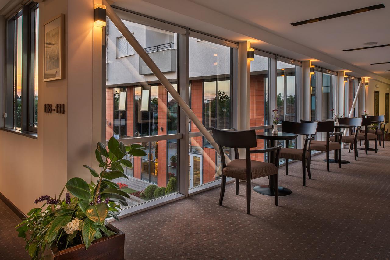 Hotel Nartel Priştine Dış mekan fotoğraf