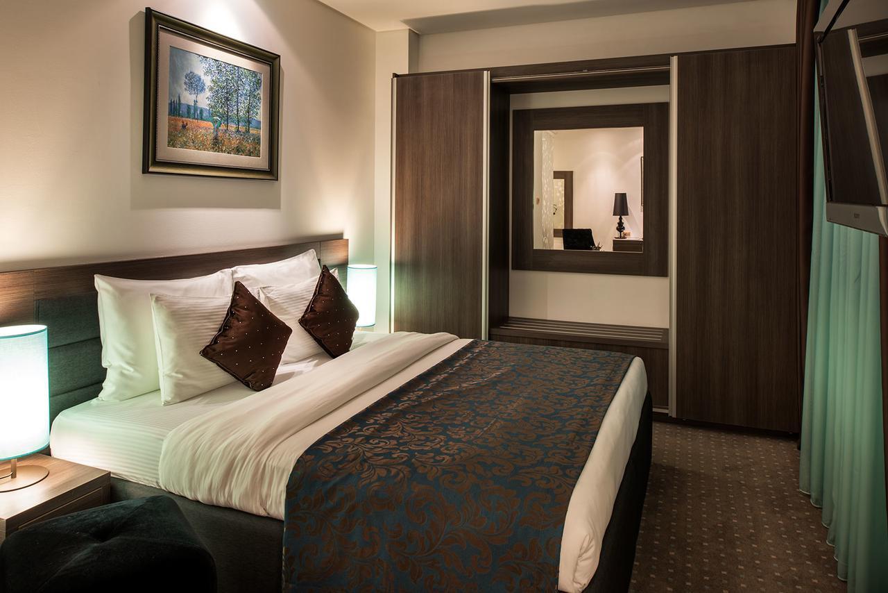Hotel Nartel Priştine Dış mekan fotoğraf